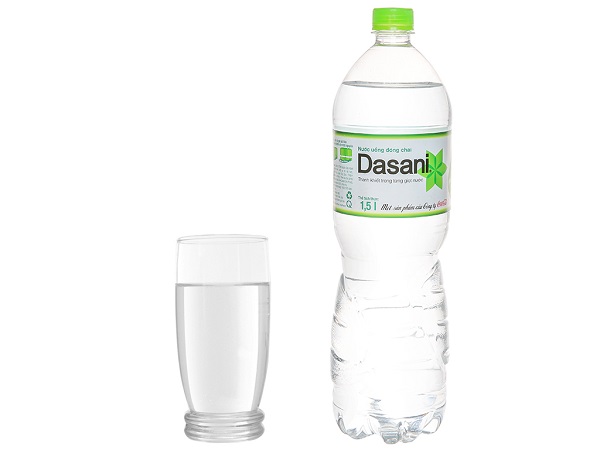Nước Dasani 1.5L giải pháp nước uống tiết kiệm cho gia đình và văn phòng